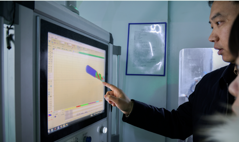 媒体采访合生人物 | 石圣星：宝剑锋从磨砺出(图2)